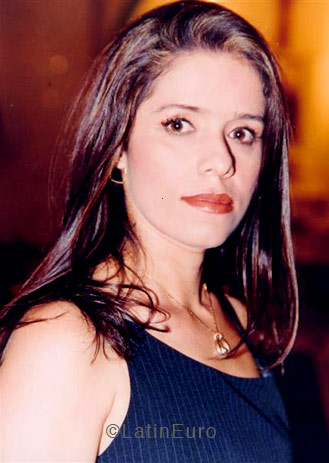 Date this sultry Brazil girl Dorinha from CUIABA B4311