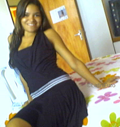 Date this lovely Brazil girl Islandia from MARACANAU B4342