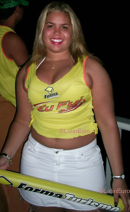 Date this fun Brazil girl Lorena from RIO DE JANEIRO B4409