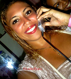 Date this tall Brazil girl Daniely from FORTALEZA B4432