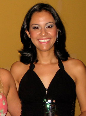 Date this fun Brazil girl Camila from GOIANIA B4797