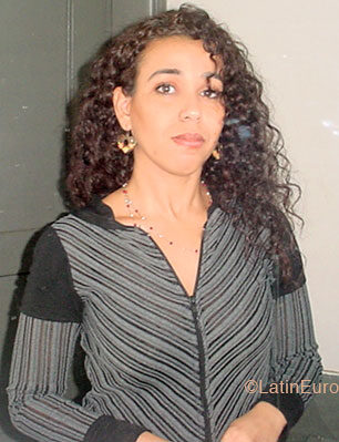 Date this pretty Brazil girl Tania from SAO PAULO B4800