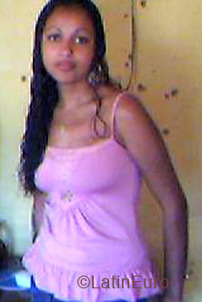 Date this lovely Brazil girl Vanessa from BARRETOS B4806