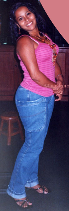 Date this happy Brazil girl Cleonice from MANAUS B4827
