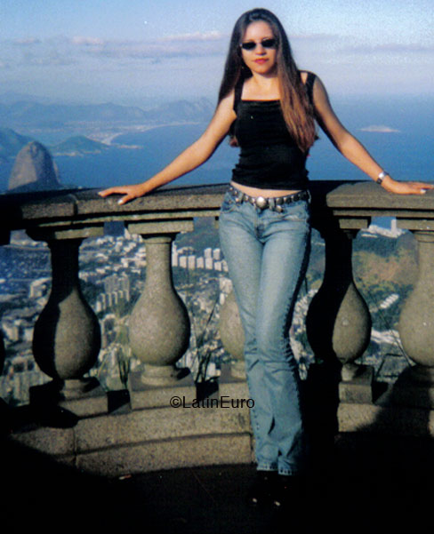 Date this lovely Brazil girl Viviane from SOROCABA B4875