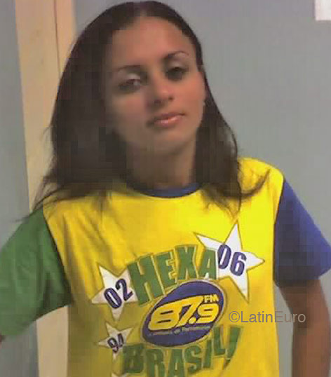 Date this lovely Brazil girl Nevinha from PARNAMIRIM B5008