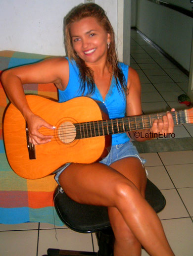 Date this gorgeous Brazil girl Lindaura from FORTALEZA B5051