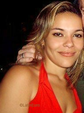 Date this sultry Brazil girl Maria from GOIANIA B5067