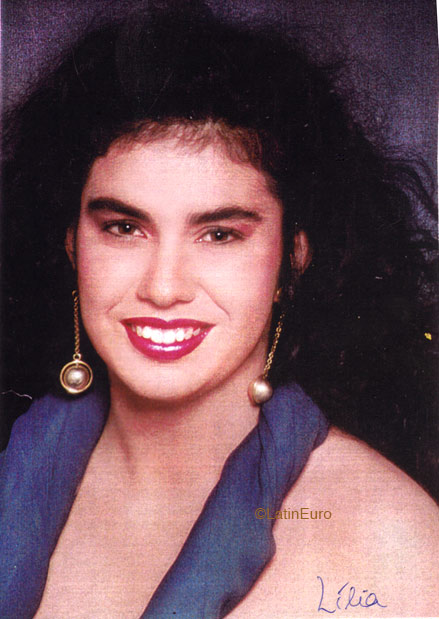 Date this good-looking Brazil girl Lilia from RIO DE JANEIRO B5090