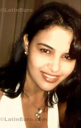 Date this lovely Brazil girl Kelly from Nova Serrana B511