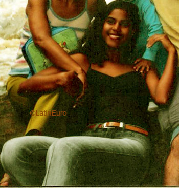 Date this beautiful Brazil girl Clecia- from TEOTONIO VILELA B5127