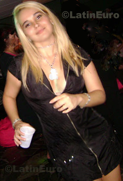 Date this exotic Brazil girl Lucia from Contagem B536