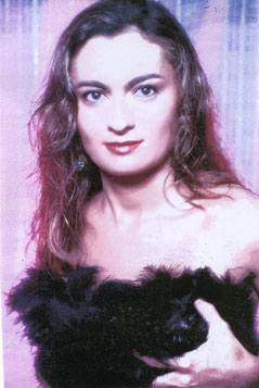 Date this hard body Brazil girl Erineide from FORTALEZA B5369