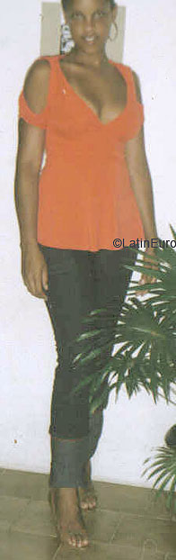 Date this young Brazil girl Isis from SALVADOR B5526