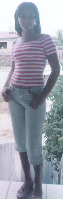 Date this hard body Brazil girl Ana from RECIFE B6066