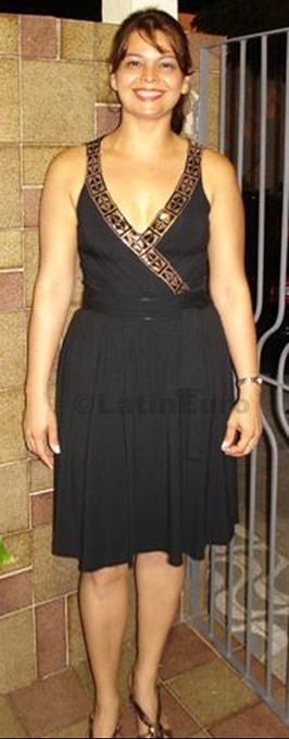 Date this stunning Brazil girl Nadja from Natal B613