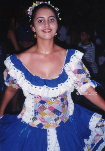 Date this good-looking Brazil girl Raquel from FORTALEZA B6132