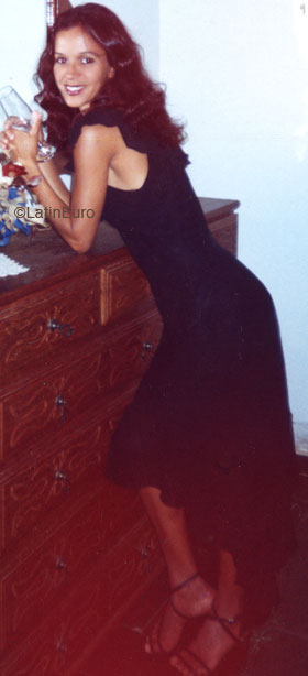 Date this sensual Brazil girl Maria from GALILEIA B6231