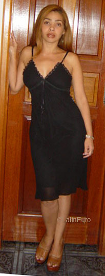 Date this athletic Brazil girl Luceana from RIO DE JANEIRO B6408