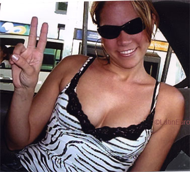 Date this lovely Brazil girl Poliana from RECIFE B6474