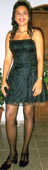 Date this fun Brazil girl Vanessa from BELEM B6653
