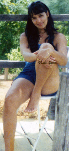Date this sultry Brazil girl Renata from CACHOEIRO DE ITAPEMIRIM B6694