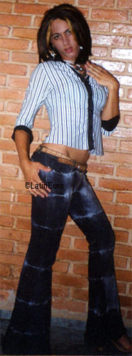 Date this pretty Brazil girl Patricia from CAPETINGA B7066
