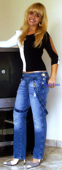 Date this voluptuous Brazil girl Dalva from BAURU B7070
