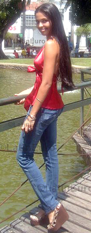 Date this delightful Brazil girl Elida from Nova Timboteua B711