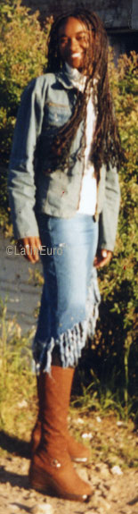 Date this voluptuous Brazil girl Cristina from FARROUPILHA B7167