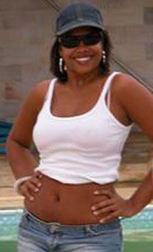 Date this exotic Brazil girl Magna from SALVADOR B7352