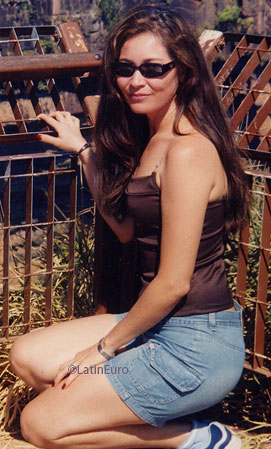 Date this hard body Brazil girl Marilde from COXIM B7356