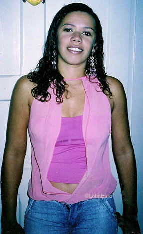 Date this stunning Brazil girl Thaise from BELEM B7489