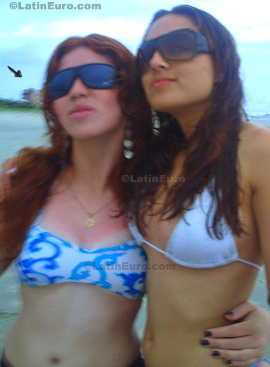 Date this passionate Brazil girl Dayane from Cascavel B75