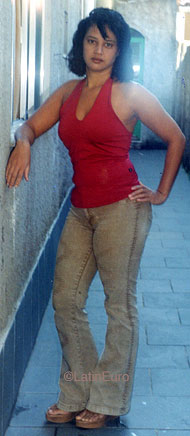 Date this charming Brazil girl Alcione from RIO DE JANEIRO B7574