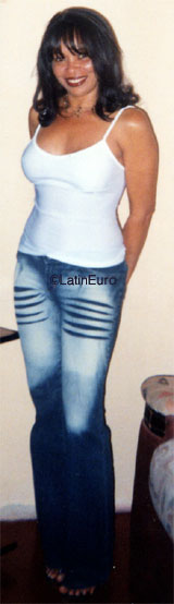 Date this sensual Brazil girl Rosa from BRASILIA B7667