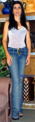 Date this nice looking Brazil girl Marcia from MOGI DAS CRUZES B7754
