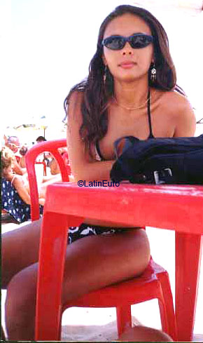 Date this hard body Brazil girl Andrea from FORTALEZA B7863