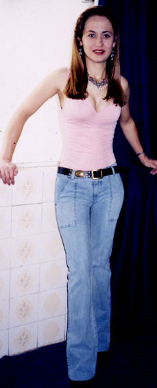 Date this athletic Brazil girl Katia from SAO PAULO B7911