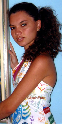 Date this delightful Brazil girl Luzineide from PARNAIBA B8034