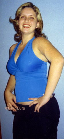 Date this sensual Brazil girl Joyce from CUIABA B8055