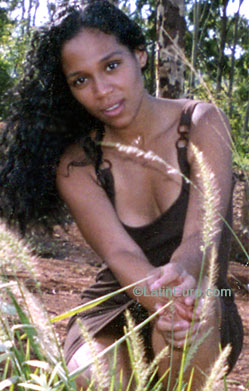 Date this exotic Brazil girl Manoela from GUARAPARI B8225
