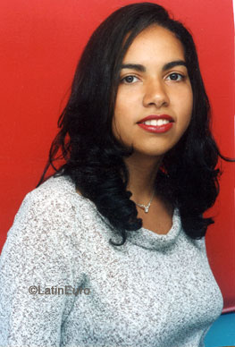 Date this lovely Brazil girl Raquel from GRAVATA B8262