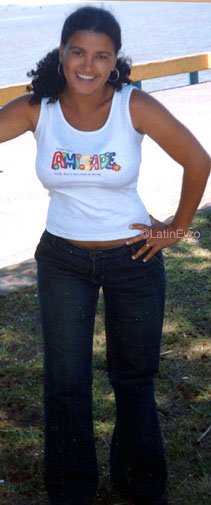 Date this beautiful Brazil girl Maria from TRAMANDAI B8337