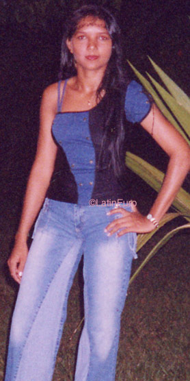 Date this stunning Brazil girl Maria from ALTAMIRA B8683