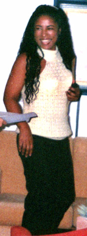 Date this attractive Brazil girl Zania from GUARA B8754