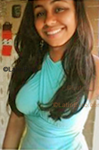 Date this hard body Brazil girl Adilucia from Alagoinhas B911