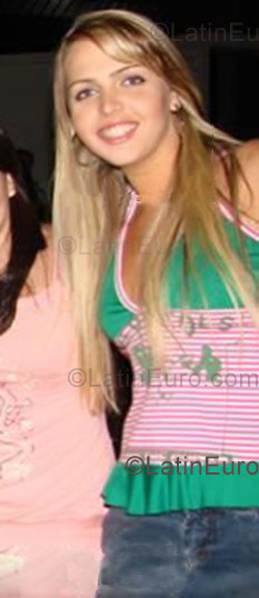 Date this foxy Brazil girl Daiane from Rondonopolis B955