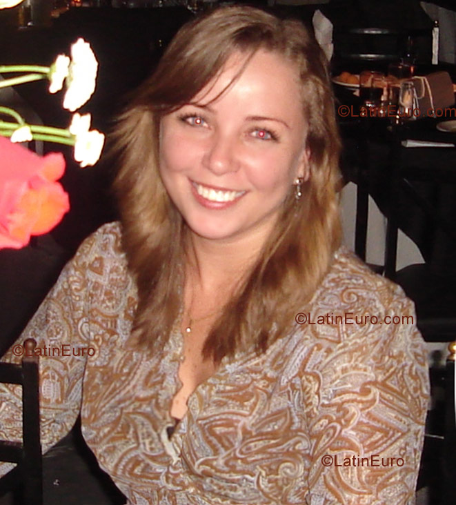 Date this charming Brazil girl Adriana from Sao Paulo B983