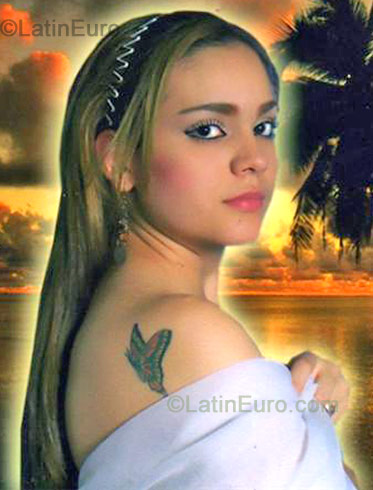 Date this young Colombia girl Adriana from Medellin C7954
